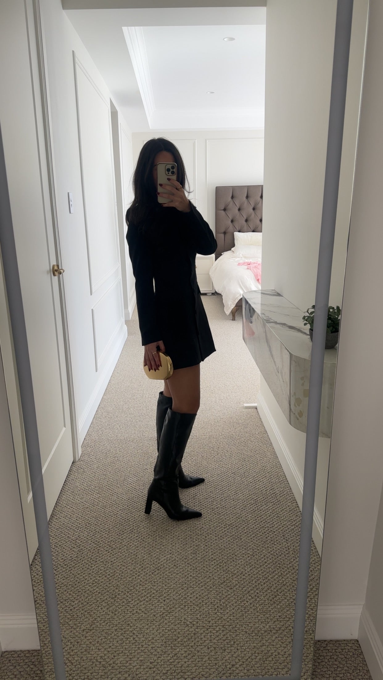 Odd muse - The Ultimate Muse Structured Button Dress Black