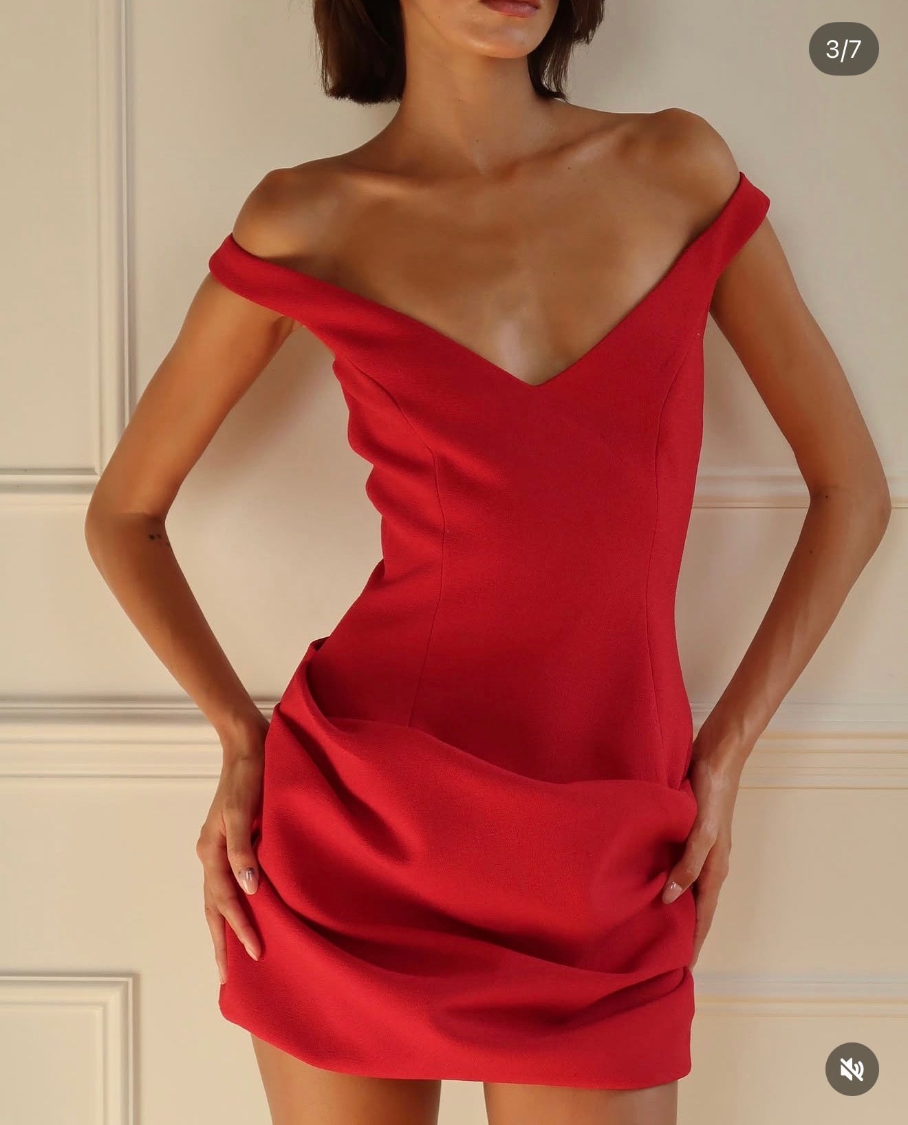 Arcina Avery Dress In red