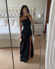 Eliya the Label Deanna Gown